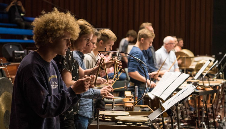 Musikere fra prosjektorkesteret Ung Filharmoni under prøve.